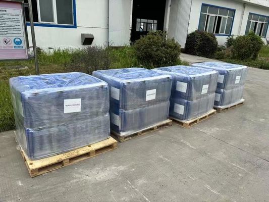 Industriële kwaliteit vloeibare epoxyhars NPEF-170 25036-25-3 met lage viscositeit